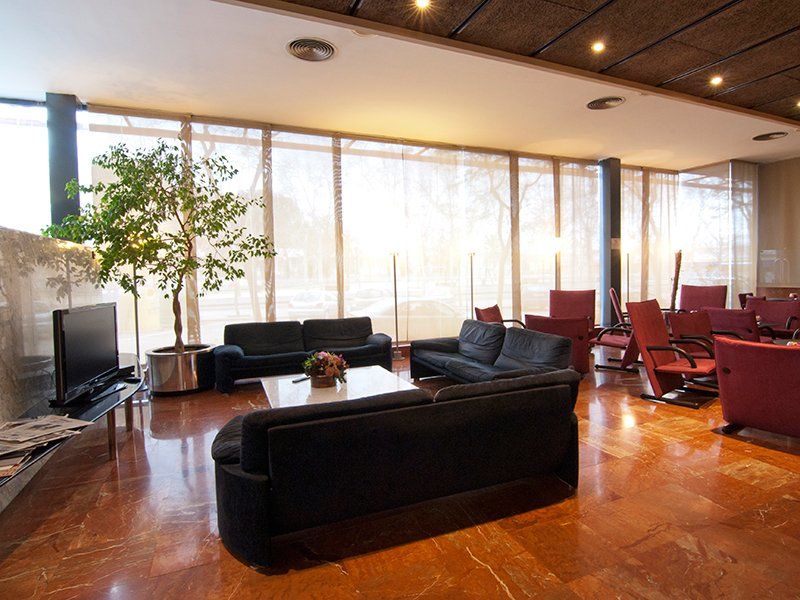 Hotel Domo Vilafranca del Penedès Zewnętrze zdjęcie