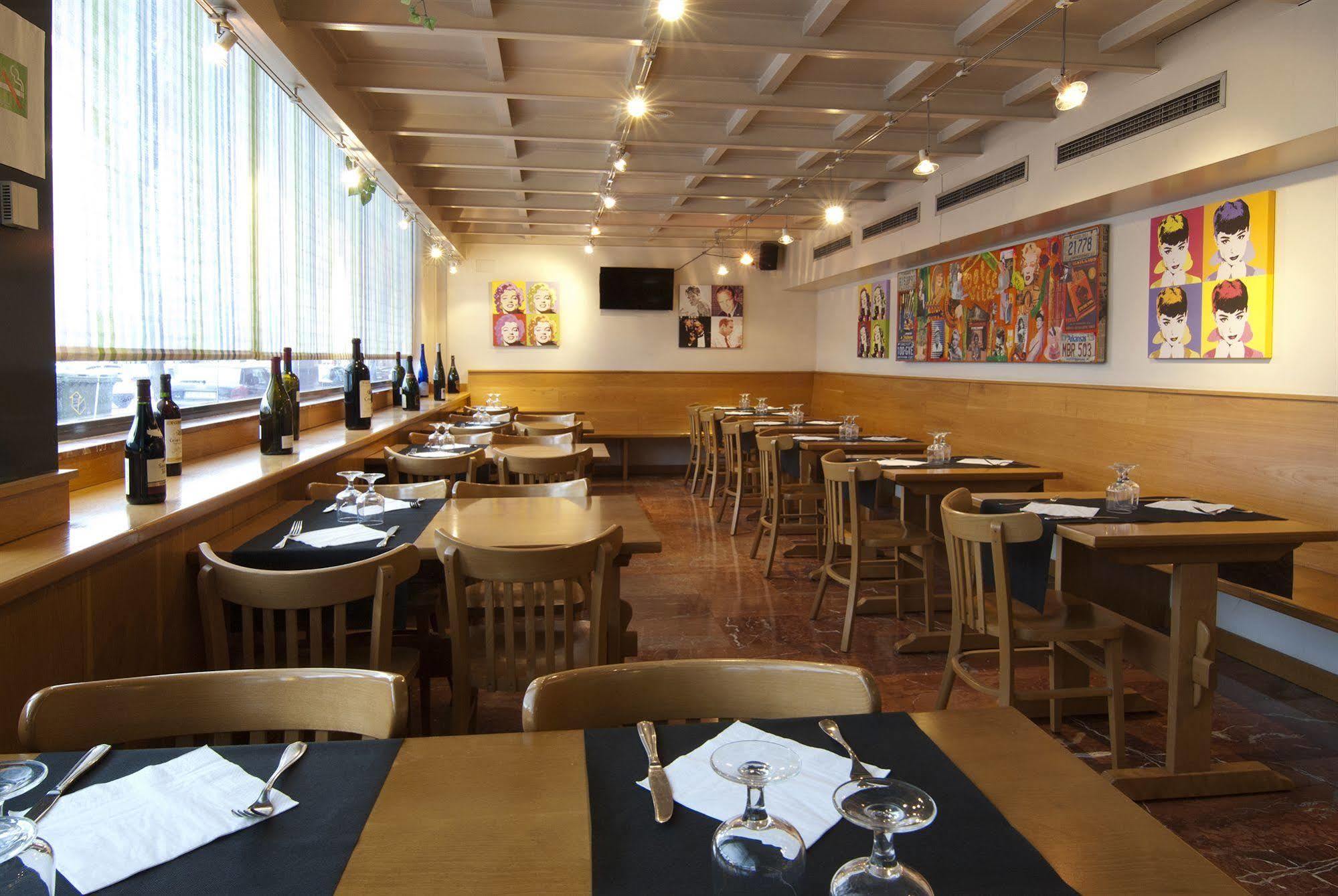 Hotel Domo Vilafranca del Penedès Zewnętrze zdjęcie